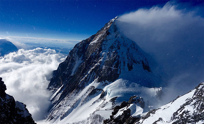 1-EVEREST Slide background