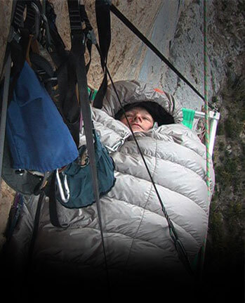 9-Leslie Fucsko Slide background